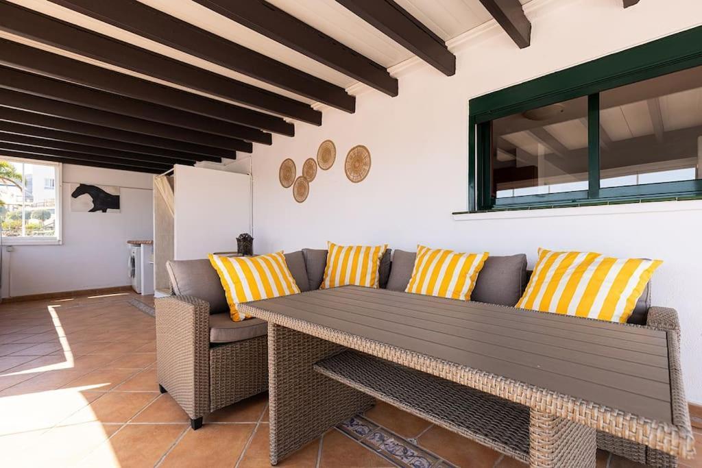 Spacious Penthouse With Spectacular Sea Views! Apartment *