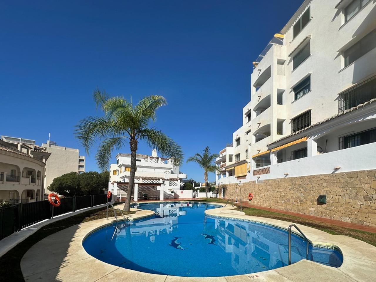 Apartment Spacious Penthouse With Spectacular Sea Views! *